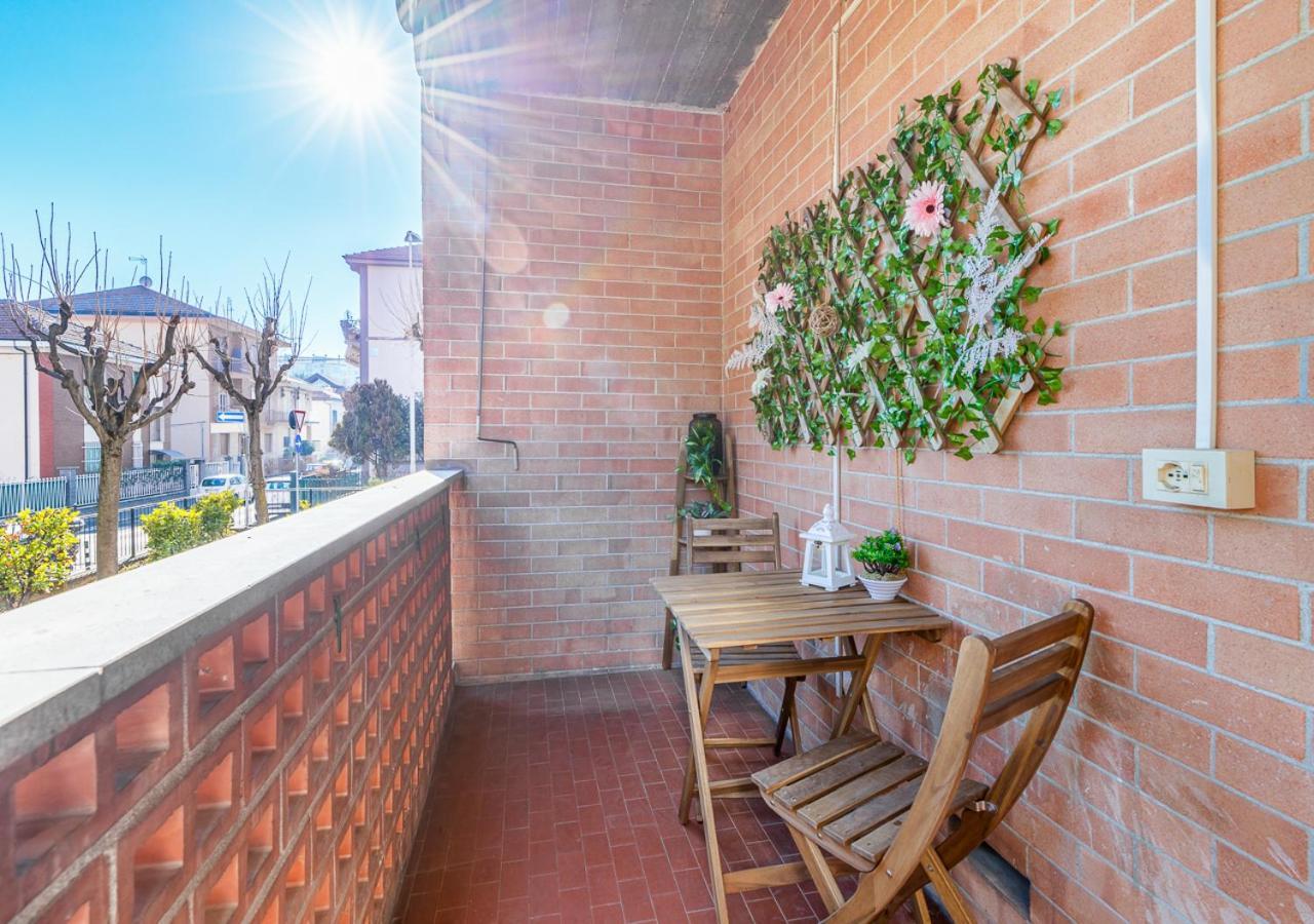 Garden House - Con Terrazzo Apartment กรูลิอัสโก ภายนอก รูปภาพ